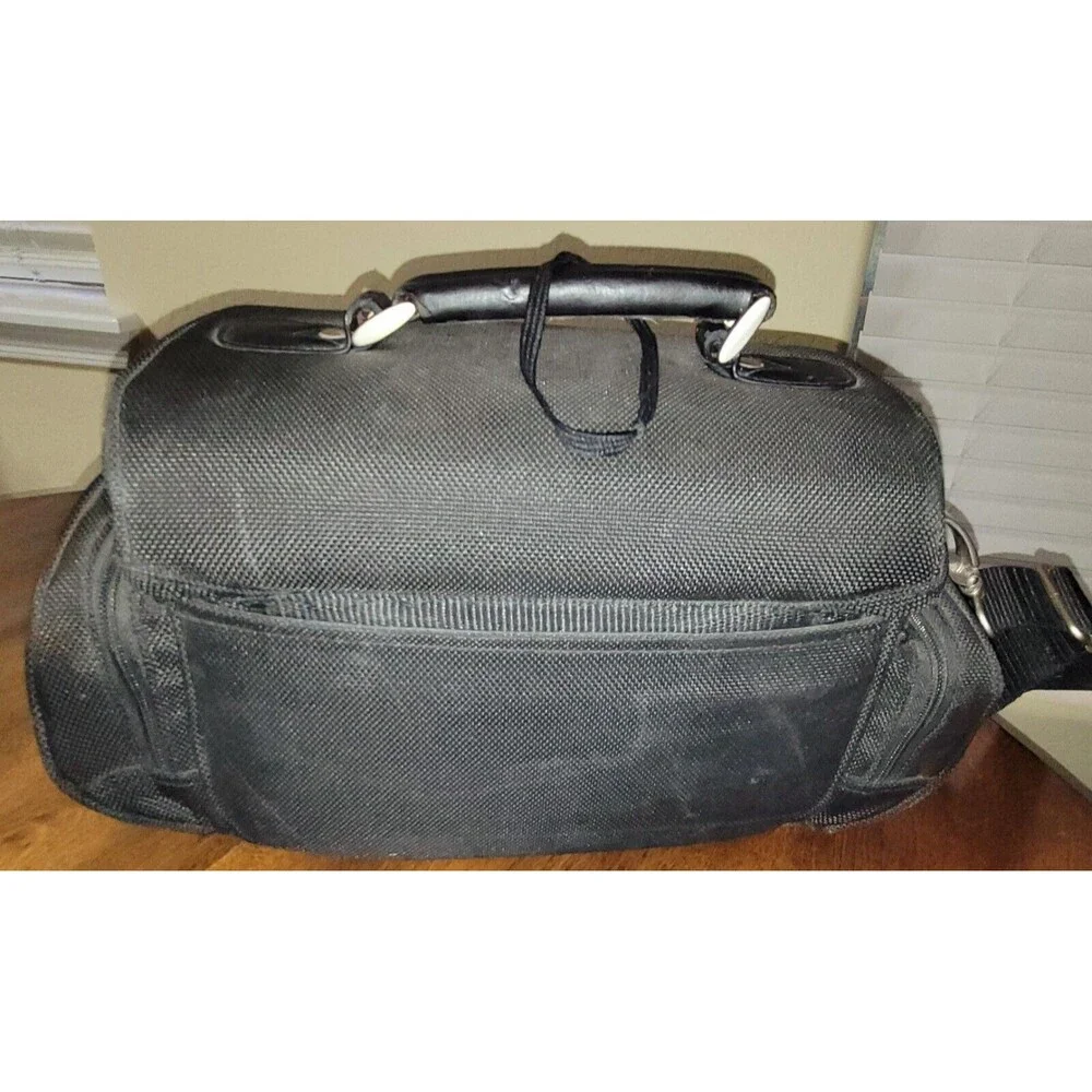 Sony Handycam Camera/Camcorder Medium Bag for DVD & MiniDV Case LCS-VA5